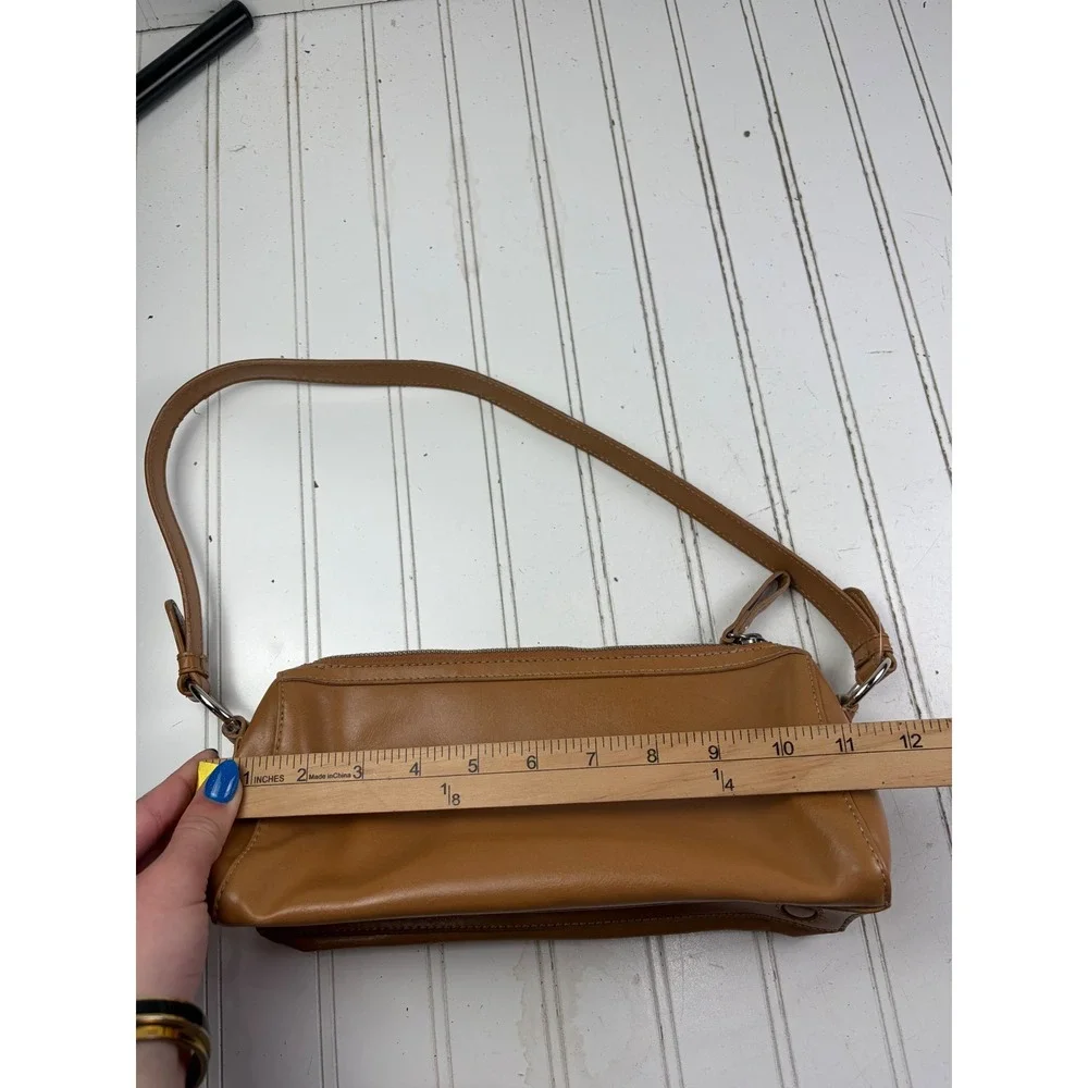 Nine West Vintage Y2K Small Tan Brown Leather Minimalist Baguette Shoulder Bag